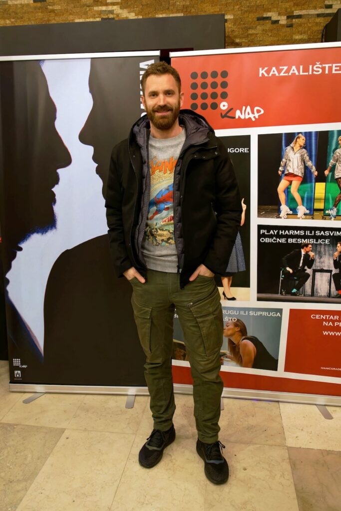 IZA PARAVANA - premijera (14)-min