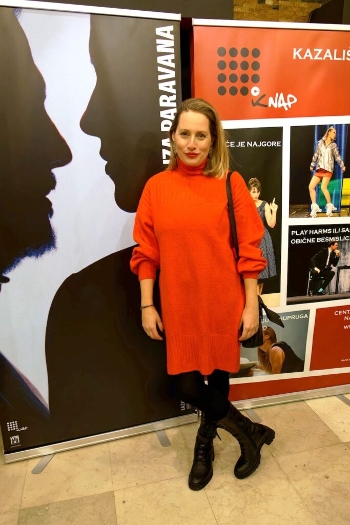 IZA PARAVANA - premijera (18)-min