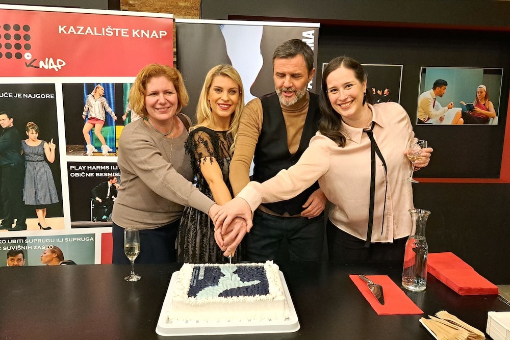 IZA PARAVANA - premijera (4)-min